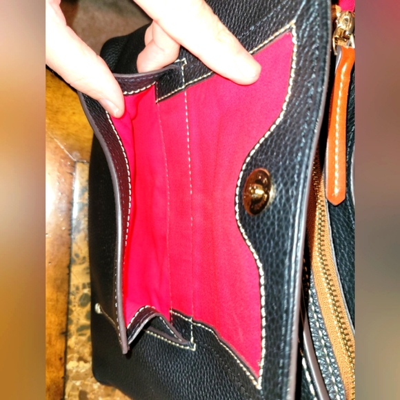 Dooney & Bourke NWT Black shoulder bag - Picture 10 of 14